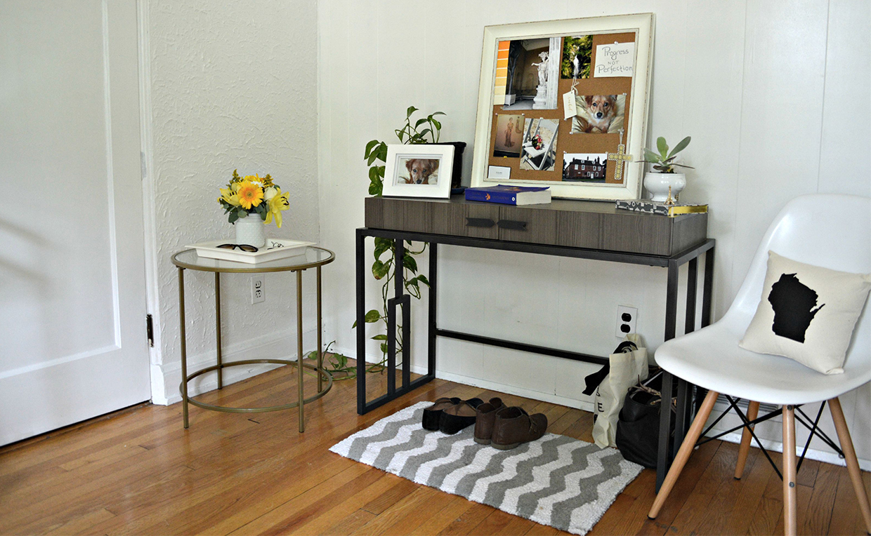 living room writing desk