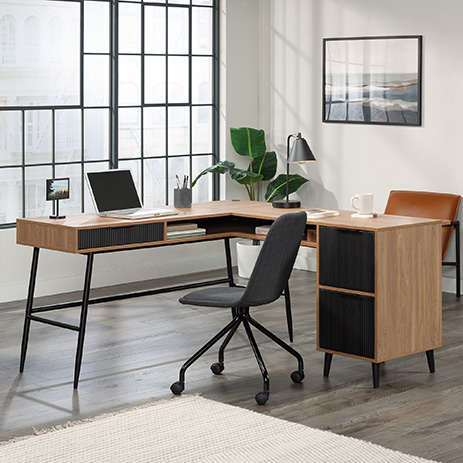 L-Shaped Desk 431621